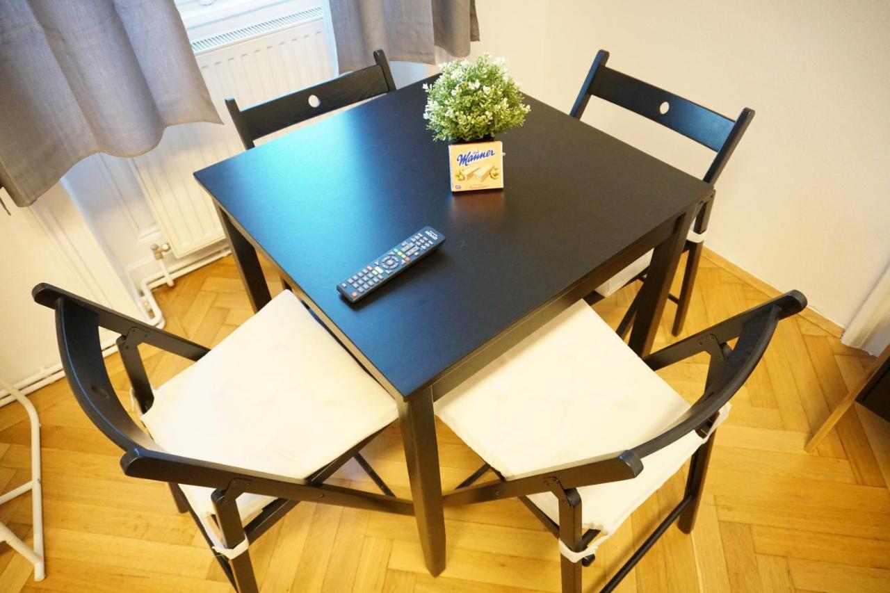 Urban City Apartment Wina Bagian luar foto